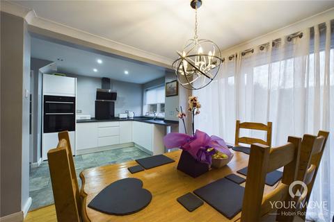 16 Stonewold Close, Northampton, NN2 8QD