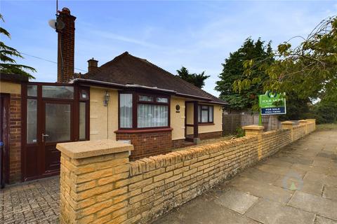 2 bedroom bungalow for sale, North Western Avenue, Kingsthorpe, Northampton NN2