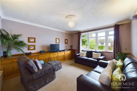 8 Brackley Close, Northampton, NN2 8NN