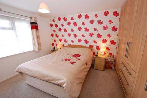14 Harptree Grove, Bristol, BS3 3PY