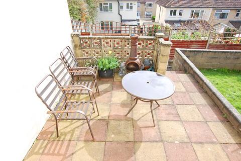 14 Harptree Grove, Bristol, BS3 3PY