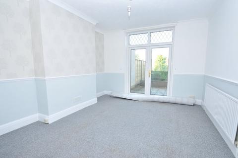 3 bedroom terraced house for sale, Monkton Road, Bristol BS15