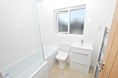 3 bedroom end of terrace house for sale, Firs Court, Bristol BS31