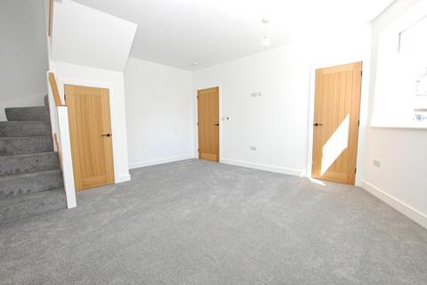 3 bedroom end of terrace house for sale, Northend Avenue, Bristol BS15