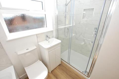 3 bedroom end of terrace house for sale, Northend Avenue, Bristol BS15