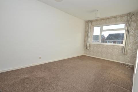 3 bedroom semi-detached house to rent, Cedar Drive, Bristol BS31