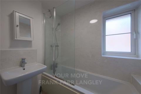 17 Kenyon Way, Slough, SL3 8DT