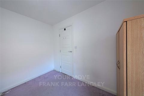 17 Kenyon Way, Slough, SL3 8DT