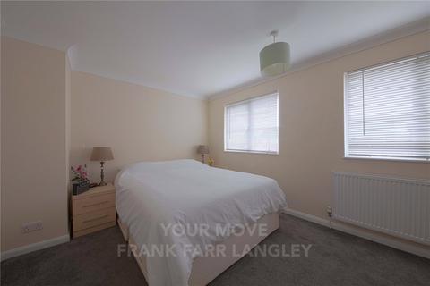 32 Windrush Avenue, Langley, Slough, SL3 8ER
