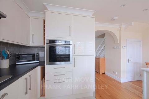 32 Windrush Avenue, Langley, Slough, SL3 8ER