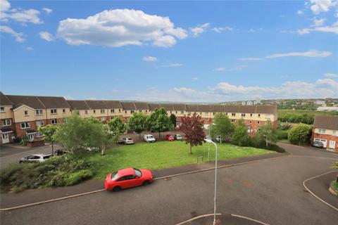 2 bedroom flat for sale, Bridges View, Gateshead NE8