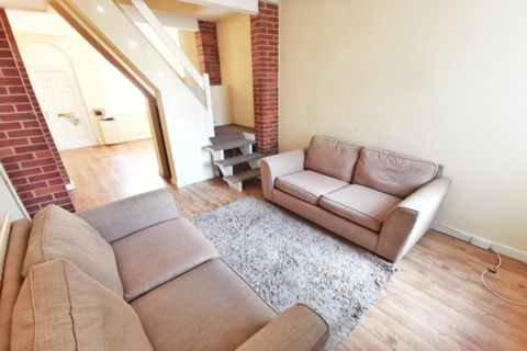 2 bedroom terraced house to rent, Edward Street, Stoke-On-Trent ST4