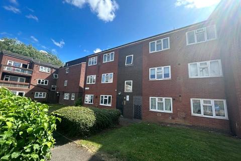 2 bedroom flat for sale, Peel Drive, Leicestershire LE11