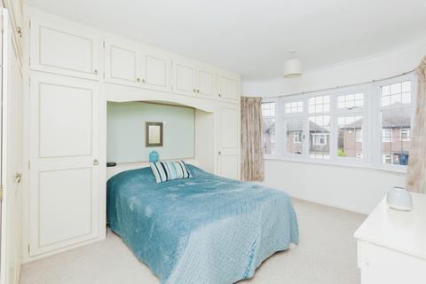 21 Beacon Drive, Loughborough, LE11 2BD