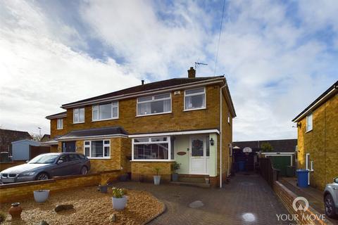 31 Conrad Close, Lowestoft, NR33 8QA