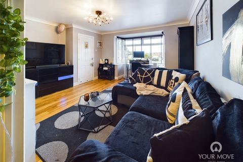 31 Conrad Close, Lowestoft, NR33 8QA