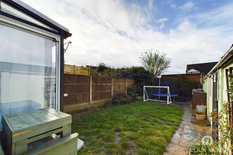 31 Conrad Close, Lowestoft, NR33 8QA