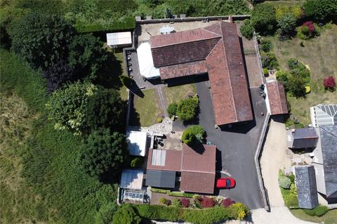 White Rose Barn Millards Hill, Midsomer Norton, Radstock, BA3 2UX