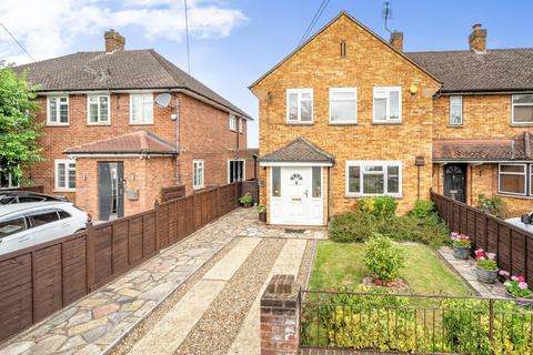 45 Highwood Avenue, Bushey, WD23 2AL