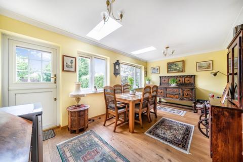 45 Highwood Avenue, Bushey, WD23 2AL