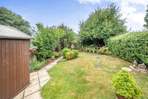 45 Highwood Avenue, Bushey, WD23 2AL