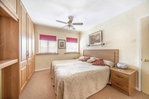 45 Highwood Avenue, Bushey, WD23 2AL