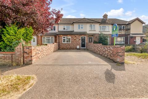 3 bedroom terraced house for sale, Furze Road, Norfolk NR7