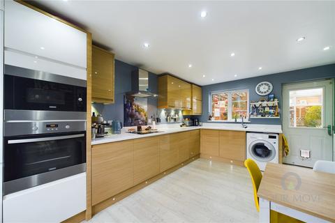 77 Wake Way, Grange Park, Northampton, NN4 5BG