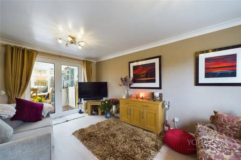 77 Wake Way, Grange Park, Northampton, NN4 5BG