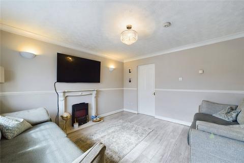 49 Downsway, Northampton, NN4 0TD