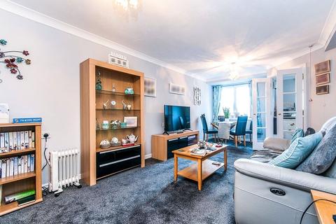 1 bedroom retirement property for sale, Queen Street, Kent CT11