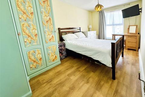 4 Camden Square, Ramsgate, CT11 8HS