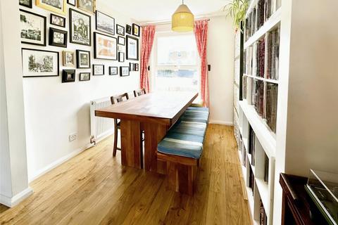 4 Camden Square, Ramsgate, CT11 8HS