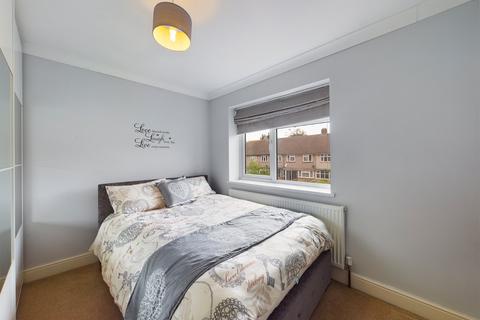 31 Coniston Way, Hornchurch, RM12 5EH