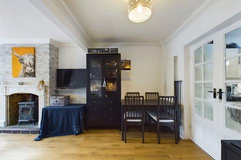 158 Gorseway, Romford, RM7 0SH