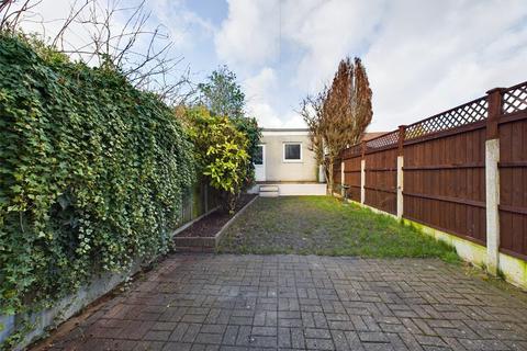 158 Gorseway, Romford, RM7 0SH