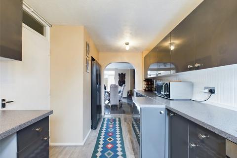 7 Honeysuckle Close, Romford, RM3 8XH