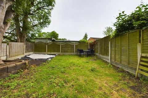 2a, The Parade North Road, Havering-atte-bower, Romford, RM4 1PP