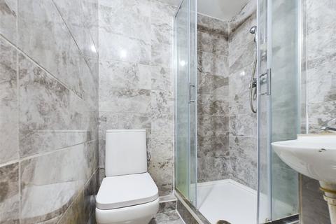 36 Myrtle Road, Romford, RM3 8XS