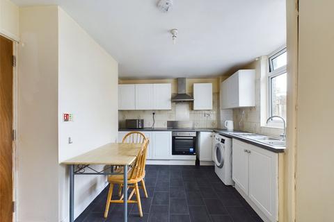 36 Myrtle Road, Romford, RM3 8XS