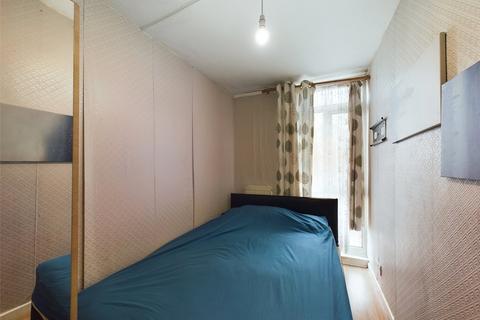 36 Myrtle Road, Romford, RM3 8XS