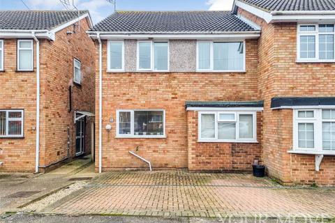 5 Courage Close, Hornchurch, RM11 2BJ