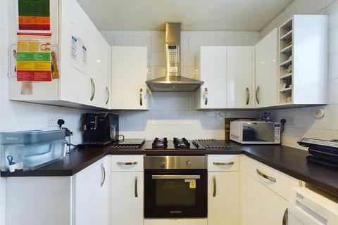 5 Courage Close, Hornchurch, RM11 2BJ