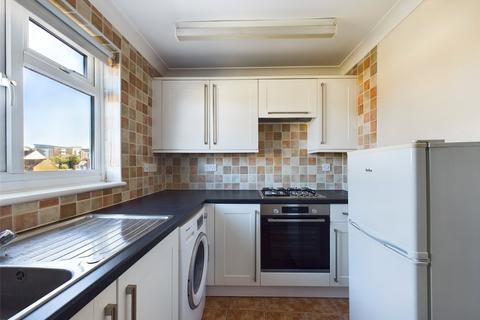 2 bedroom flat to rent, Rush Green Road, Romford RM7