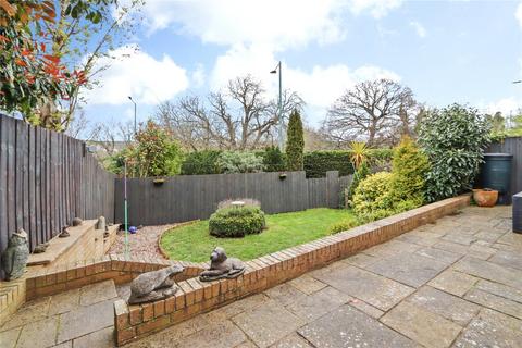 4 bedroom detached house for sale, Oakwell Court, Newcastle upon Tyne NE17