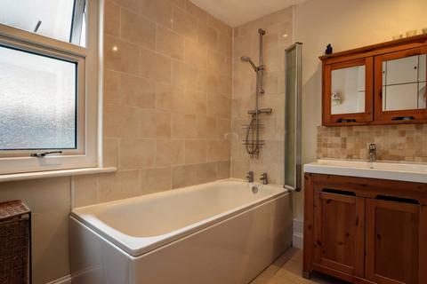 18 Hugar Road, High Spen, Rowlands Gill, NE39 2BJ
