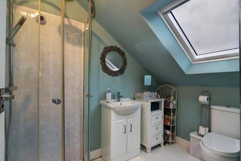 18 Hugar Road, High Spen, Rowlands Gill, NE39 2BJ