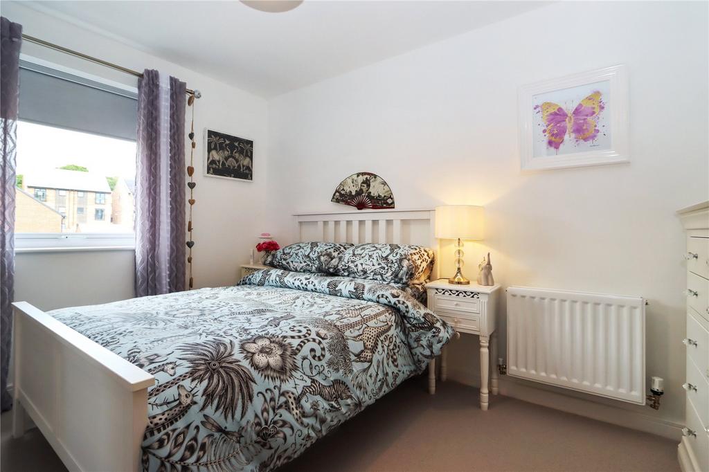 Bedroom 2 Pic 1