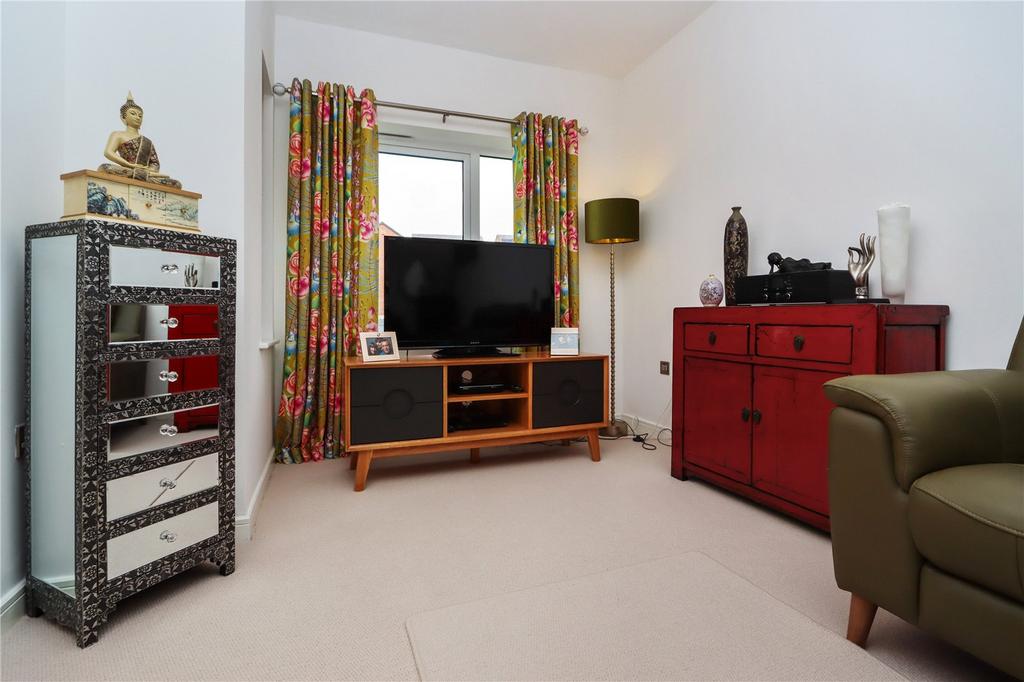 Living Room Pic 2