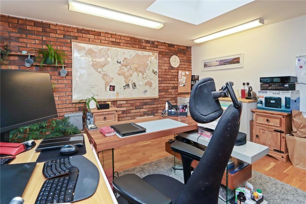 Garden Room/Office 2